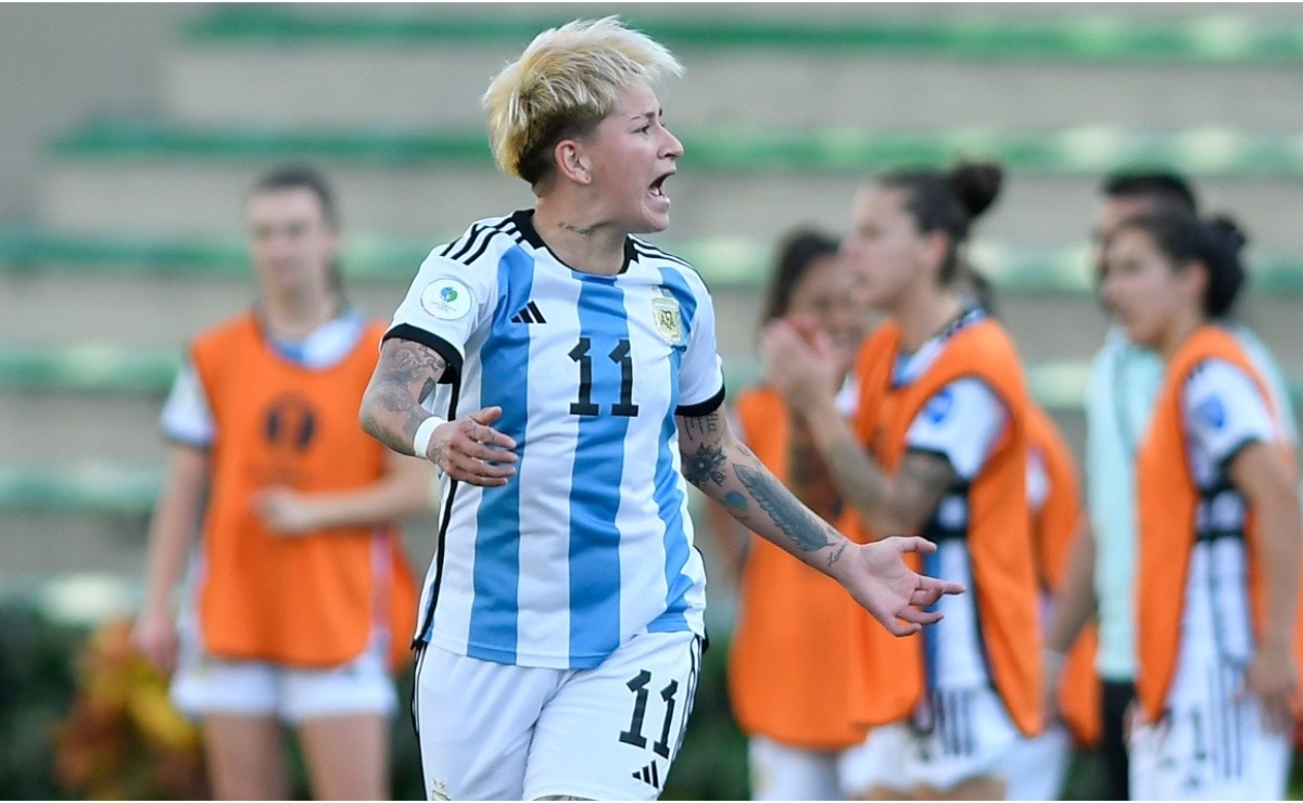 Colombia vs Argentina: TV Channel, how and where to watch or live stream online free 2022 Women's Copa America Semifinals in your country today