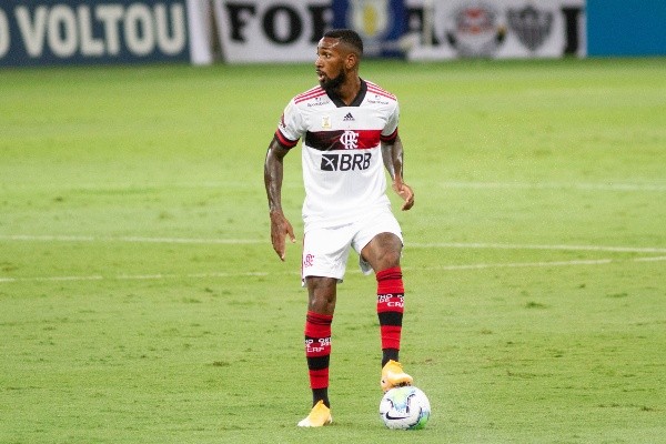 Seria a melhor reposição possível Flamengo negocia venda de Gerson e