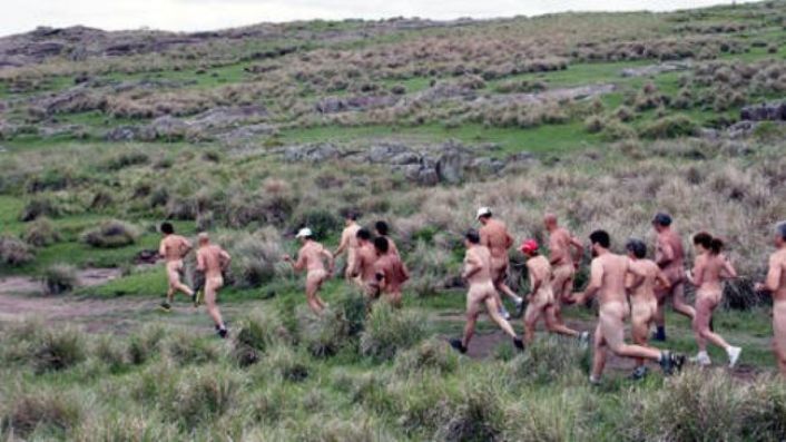 Los corredores del Cross Nudista