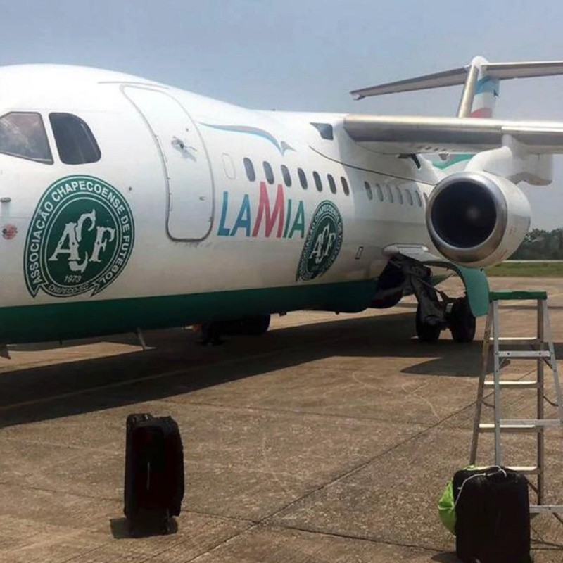 Unidos por una tragedia aérea: Chapecoense hizo su homenaje al Manchester United