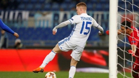 TACAZO. Tsyhankov empató el partido con un gol de lujo.