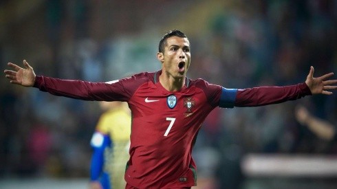 EL COMANDANTE. Cristiano metió un doblete y salvó a Portugal de la derrota ante Egipto.