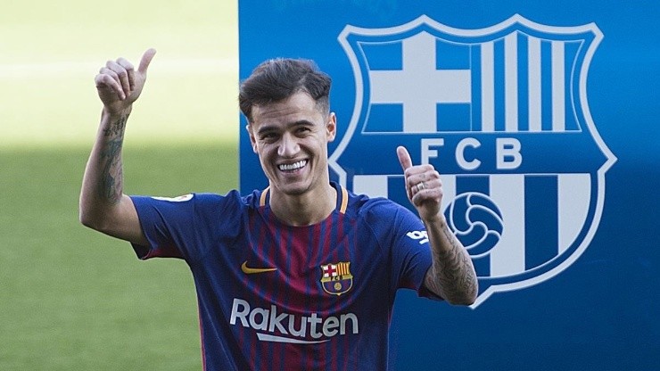 Coutinho con una sonrisa de oreja a oreja en su presentación en el Barcelona