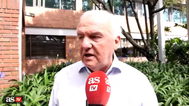 Niembro brindó una entrevista y destrozó al DT de la Selección Argentina