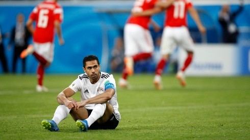 SIN PALABRAS. La frustración de Ahmed Fathi ante su gol en contra ante Rusia (Foto: Getty).
