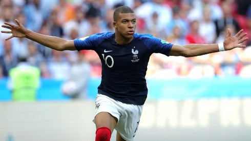 Un absoluto crack. Un partido histórico para Mbappé.