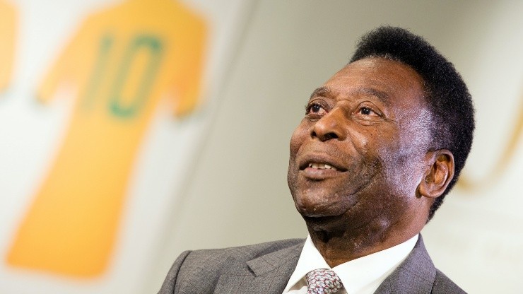 Pelé, uno de los mejores jugadores de la historia.