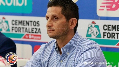 Ronald González asumirá por tercera ocasión en su carrera a la selección nacional
