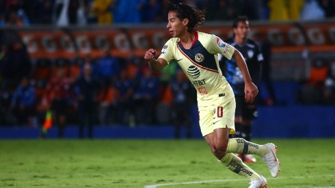 Lainez anotó sus primeros 2 goles en la Liga MX y entró al 11 ideal de la fecha.