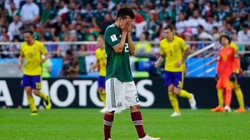 Lozano triste tras perder por 0-3 ante Suecia en el Mundial Rusia 2018.
