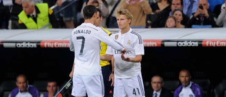 DEBUT. El primer partido de Odegaard en La Liga con Real Madrid (Foto: Getty).
