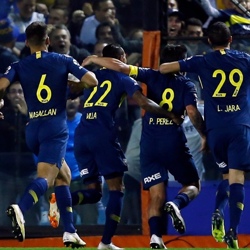 Estás loco, Pablo Pérez: reventó el arco de un golazo y festejó con el Topo Gigio