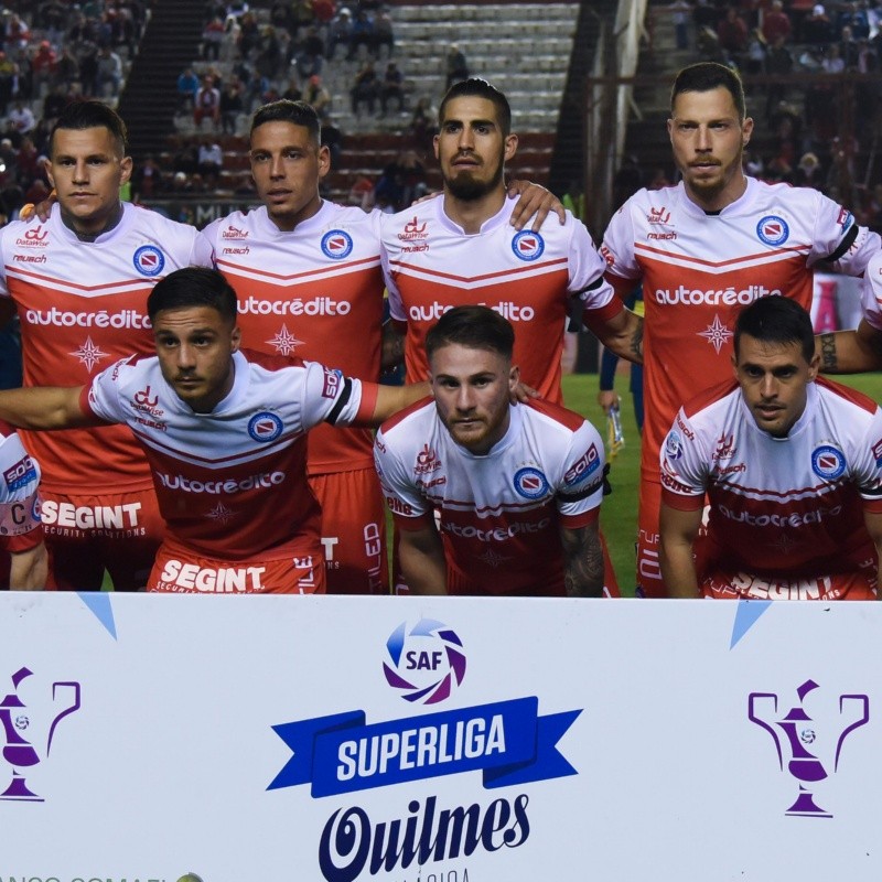 Qué canal transmite San Martín de Tucumán vs Argentinos por la Superliga