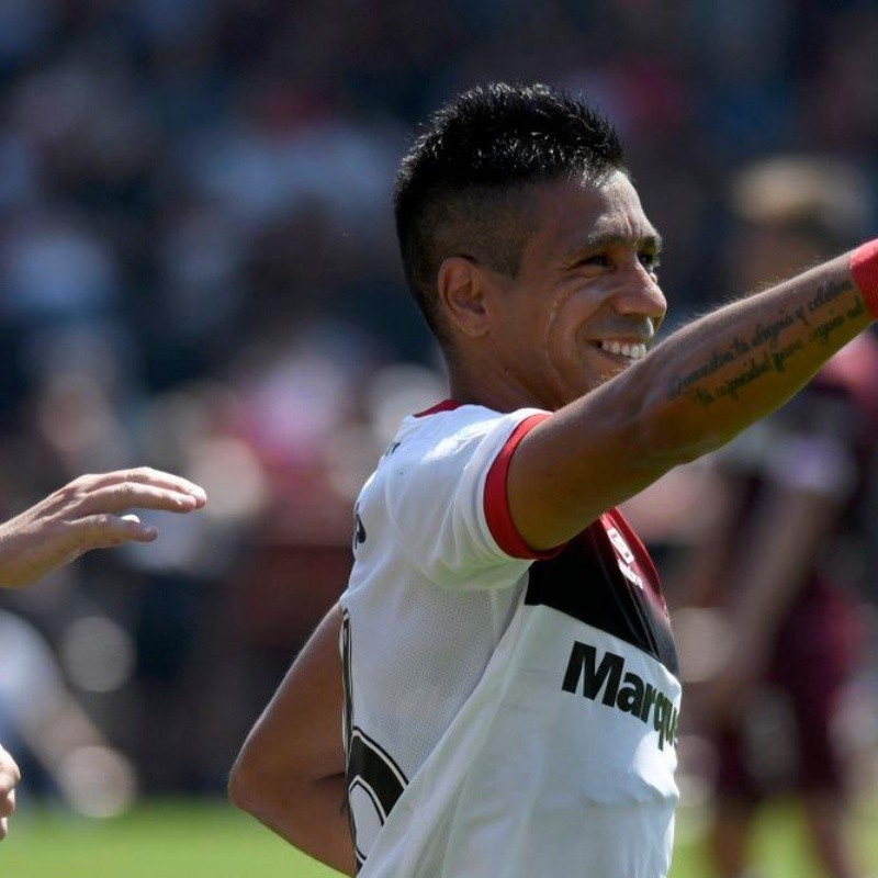 Lanús no la metió cuando pudo y Newell's le demostró que gana el que hace los goles