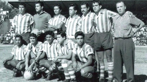 El equipo de las Chivas de Guadalajara que disputó ese atípico Superclásico