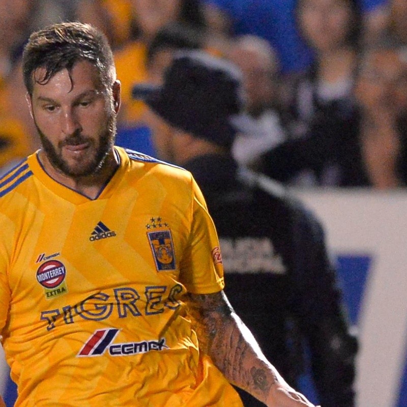 Con una carta dirigida a las parcialidades de Tigres y Monterrey, Gignac repudió los ataques del domingo en el Clásico Regio