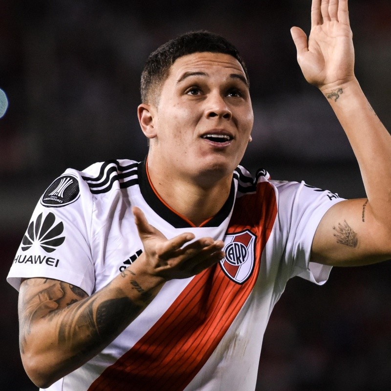 Juanfer Quintero engañó al arquero de Independiente y clavó un golazo para River