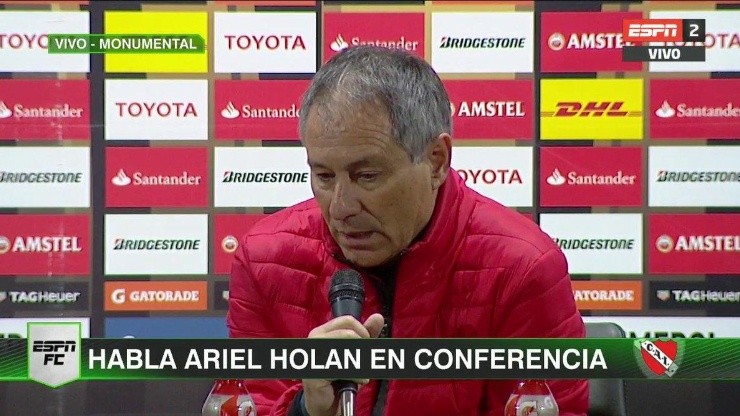 Foto de Ariel Holan, técnico de Independiente.