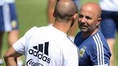 Sampaoli se refirió a Mascherano como si se tratara de un exjugador