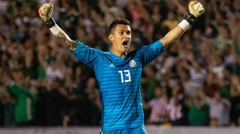 Gudiño jugó contra Costa Rica su primer partido con el Tri.