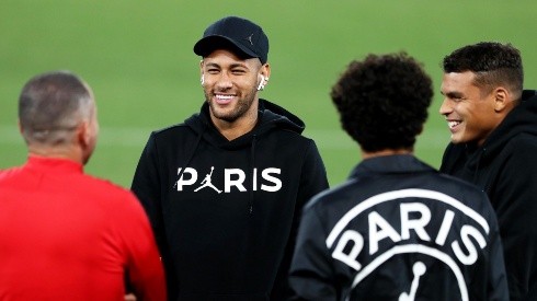¿SE MARCHA DE PARÍS? Neymar estaría evaluando un posible regreso al Barcelona (Foto: Getty).
