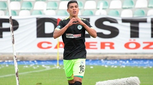El exjugador de Alianza Lima podría dejar el conjunto turco en el próximo mercado.