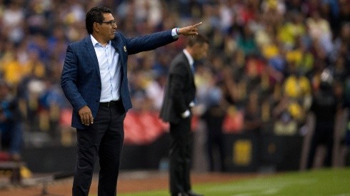 Álvaro Galindo asumió la dirección técnica ante la suspensión de Miguel Herrera / Mexsport