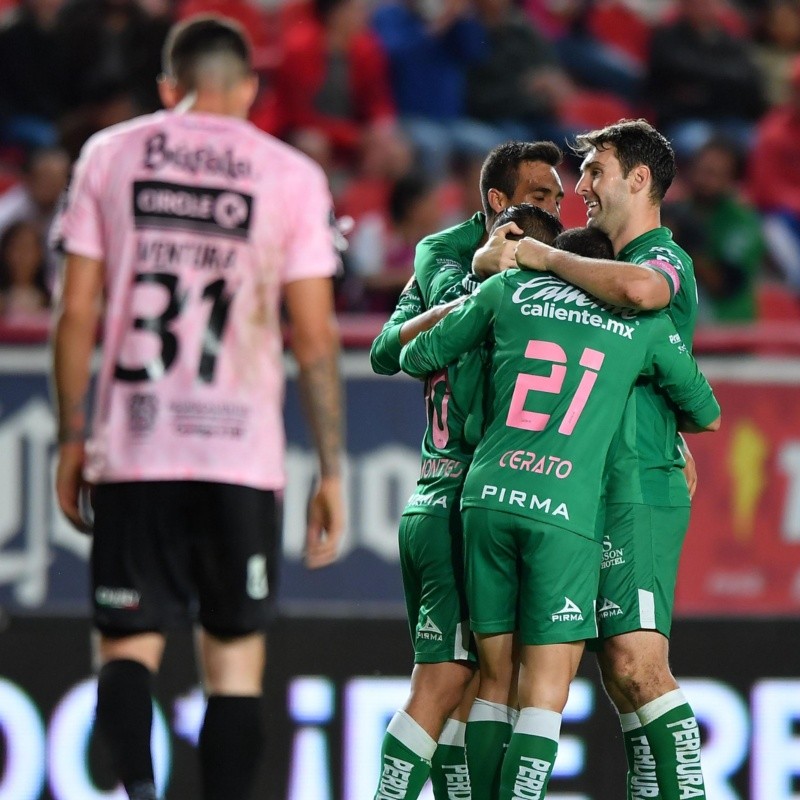 León se quedó con el triunfo ante un débil Necaxa