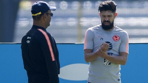 La participación de Oribe Peralta en el Clásico Joven no está garantizada.