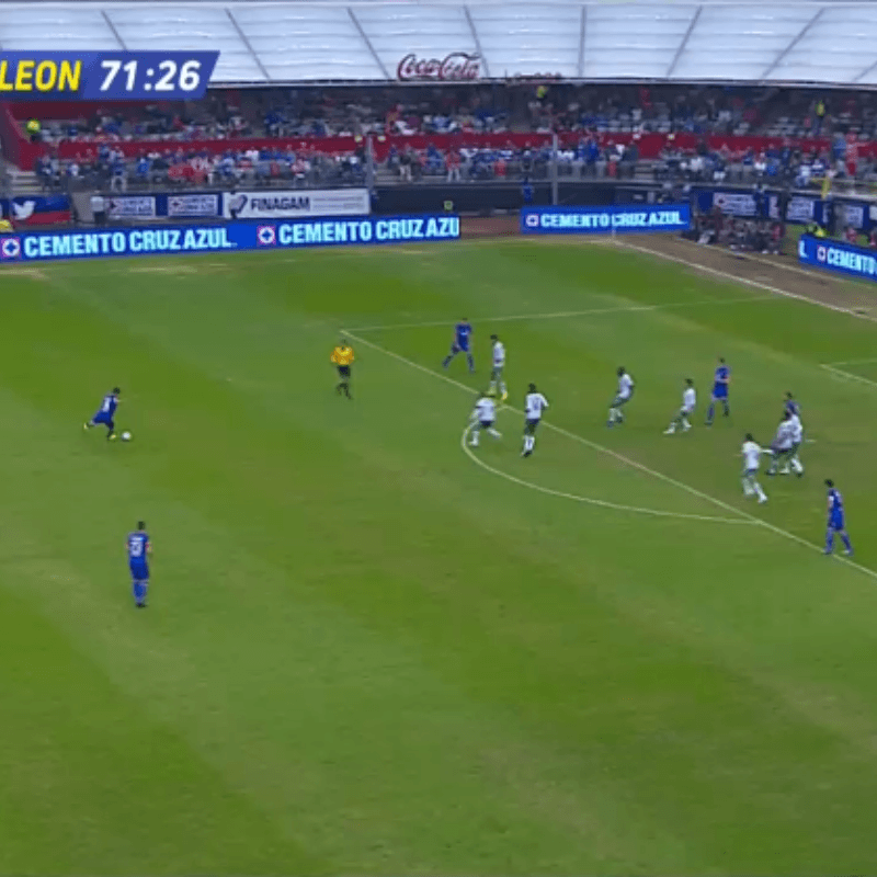 Gol del Cruz Azul: Aldrete pateó desde la casa e hizo explotar el Azteca