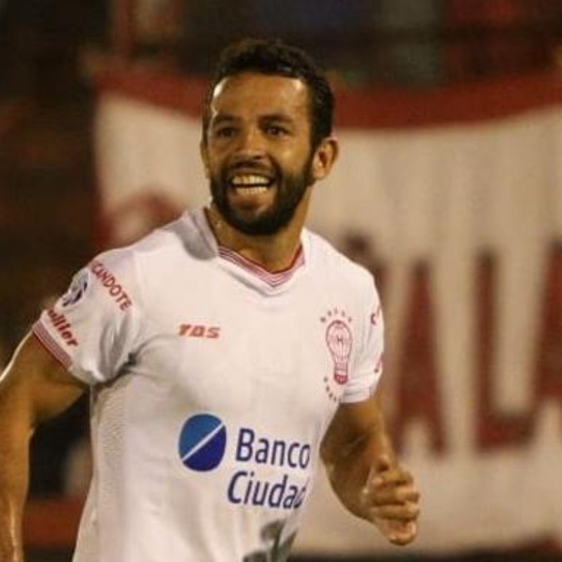 ¡Heroico! Huracán perdía 2-0 ante Colón pero lo dio vuelta en un rato y con uno menos