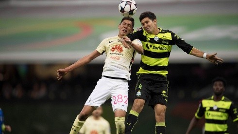 Edson Álvarez debutó en la Liga MX ante Santos en el Apertura 2016.