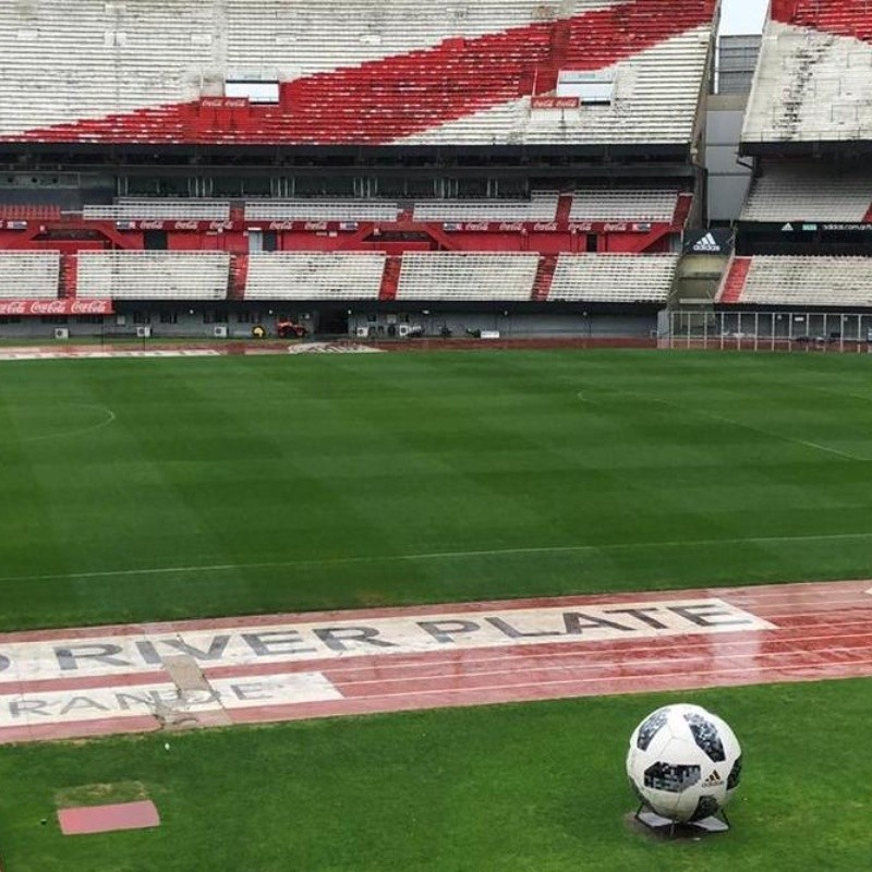 ¿Cómo estaba el Monumental cuando se suspendió el partido en La Bombonera?