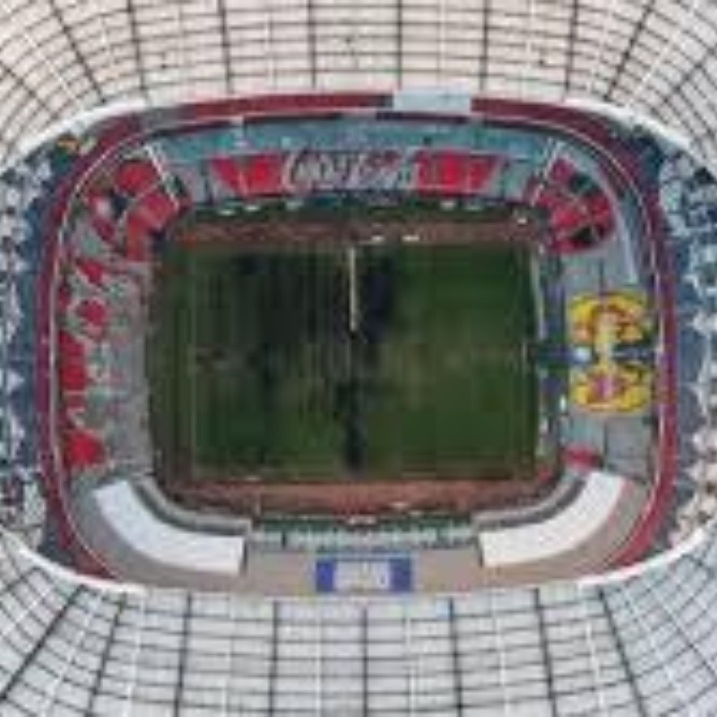 El Estadio Azteca fue un chiquero y la gente mostró todo su enfado en las redes sociales