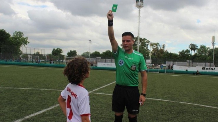 Bueno, hasta mañana: AFA ya empezó a usar la tarjeta verde