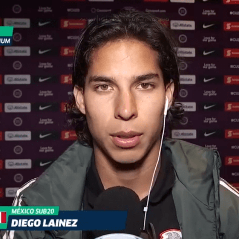 Diego Lainez reclama más lugar para los mexicanos en la primera división