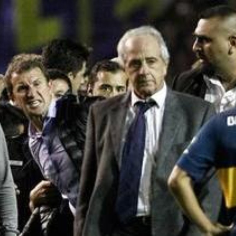 D'Onofrio le ganó de mano a Angelici como hizo en el 2015 y los hinchas estallaron