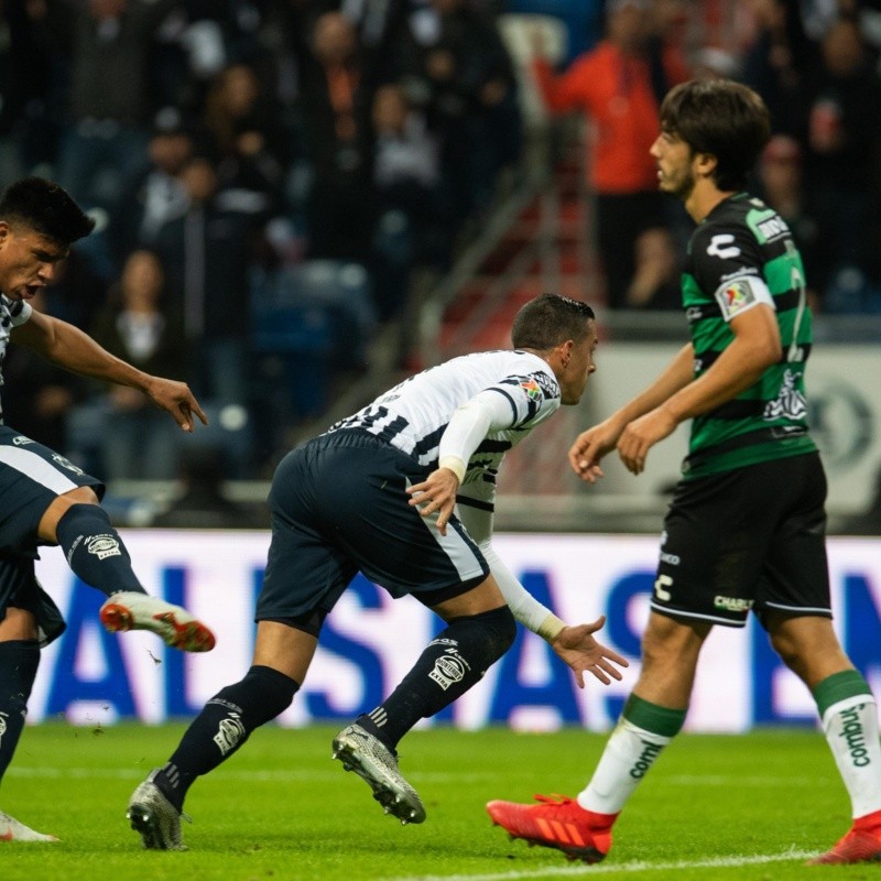 Con una genialidad de Funes Mori, Monterrey se llevó el primer duelo ante Santos Laguna