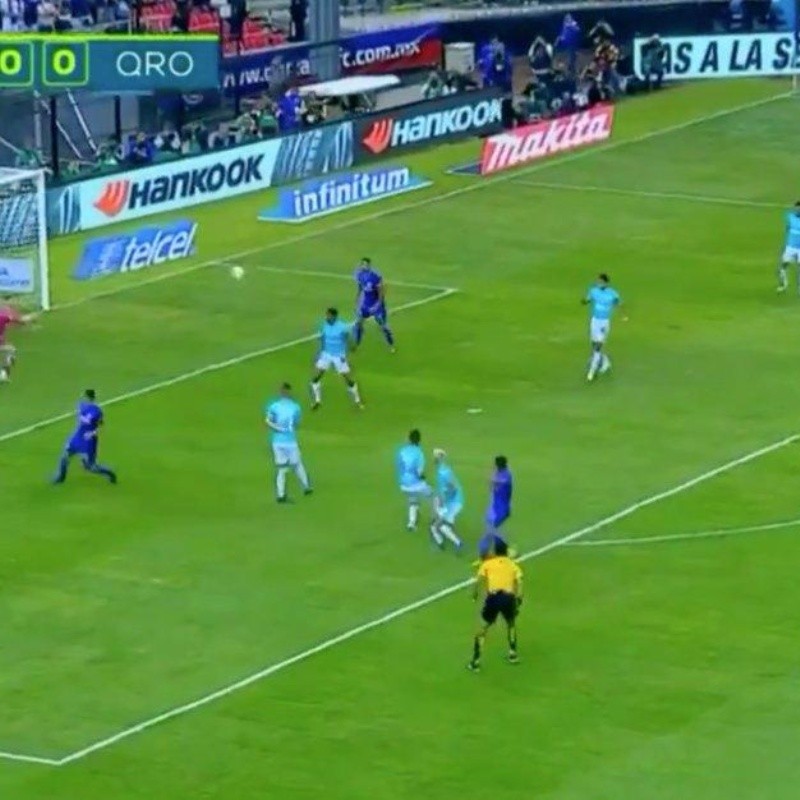 Golazo de Elías Hernández para sentenciar el boleto de Cruz Azul a Semifinales