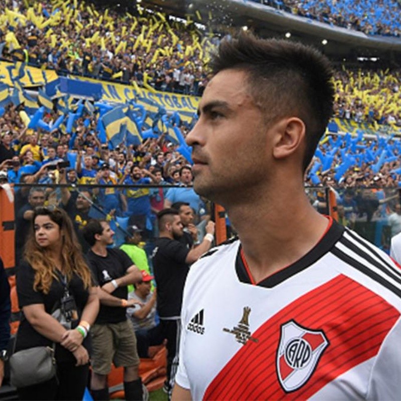 El Pity Martínez metió la primera selfie desde el avión que lleva a River a Madrid