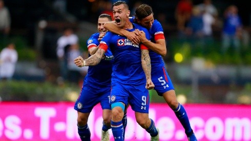 Cruz Azul venció por 1-0 a Monterrey y clasificó. (Jam Media)
