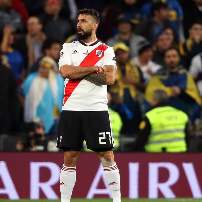 Pratto reveló el motivo de su particular festejo de gol ante Boca