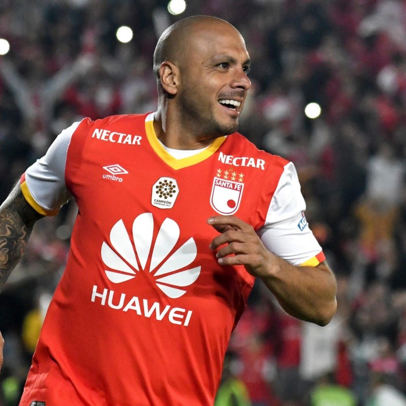 Omar Pérez cerca de regresar a Santa Fe