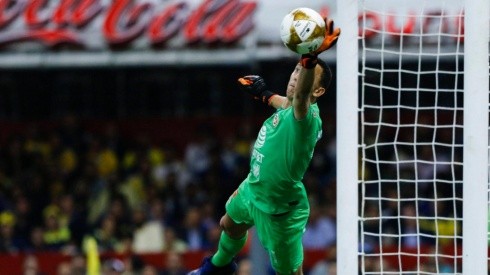 Marchesín salvó la portería del América.