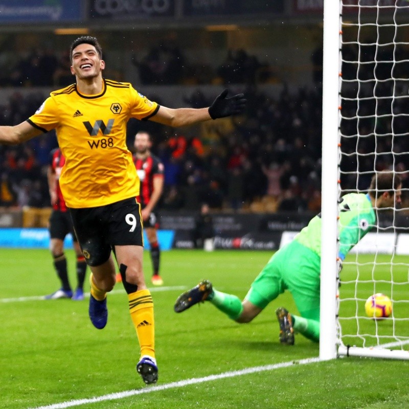 Raúl Jiménez y su Wolverhampton siguen enamorando a la Premier League