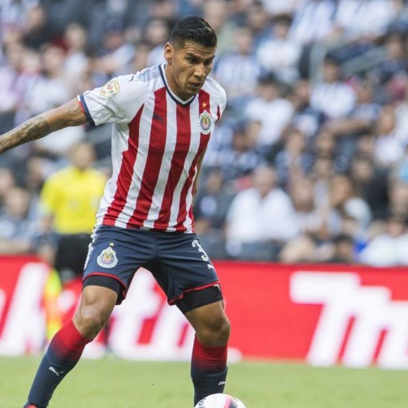 Se retira un referente del fútbol mexicano: Chivas despidió a Salcido