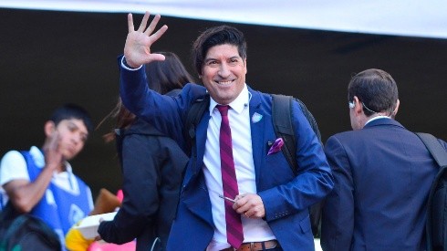 Zamorano festejó el título del América con los jugadores.