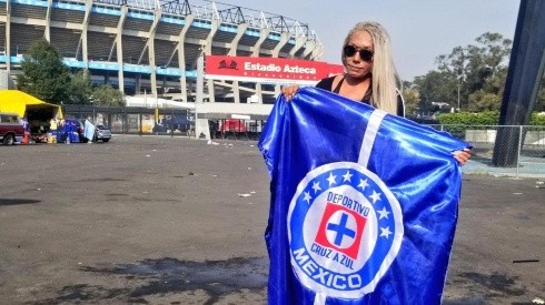 Dijo que los insultos deberían ir a los futbolistas y no a ella