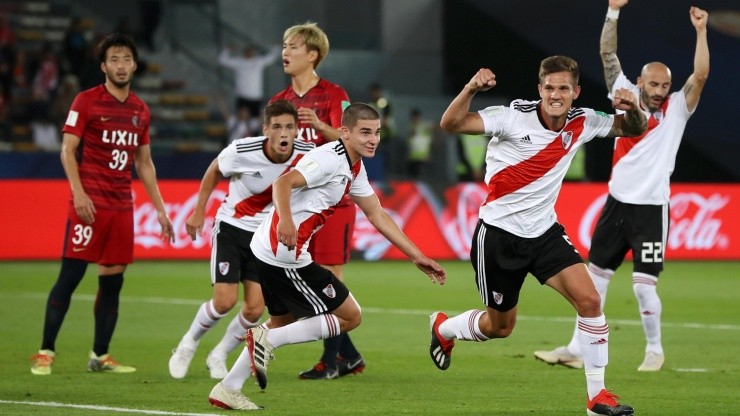 Los jugadores de River celebrando el gol.