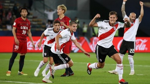 Los jugadores de River celebrando el gol.